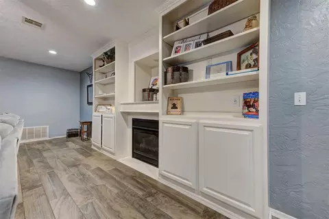 Other - 319 E Cedar Dr, Tuttle, OK 73089 photo 5 of 8