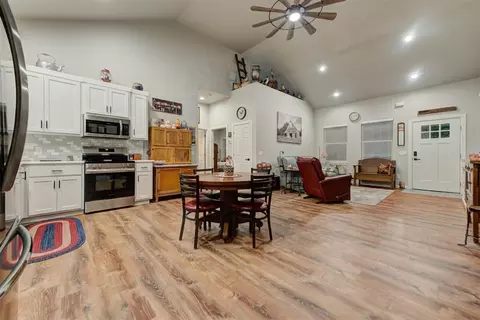 Other - 319 E Cedar Dr, Tuttle, OK 73089 photo 7 of 8