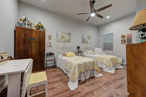 Bedroom - 319 E Cedar Dr, Tuttle, OK 73089 photo 7 of 7