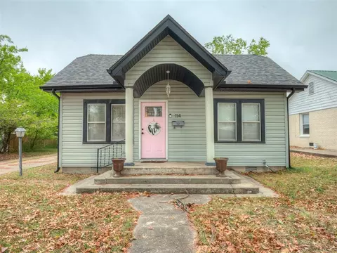 114 W Georgia St, Shawnee, OK 74804