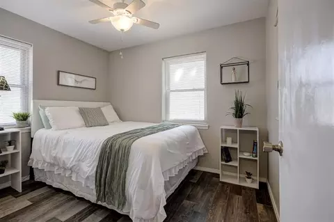 Bedroom - 3419 E Noble Dr, Edmond, OK 73034 photo 3 of 4
