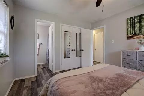 Bedroom - 3419 E Noble Dr, Edmond, OK 73034 photo 2 of 4