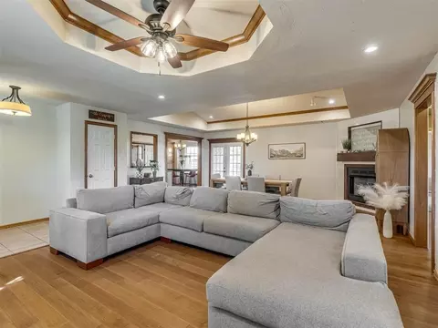 Living - 4105 Frontier Ln, Tuttle, OK 73089 photo 2 of 2
