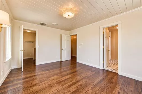 Bedroom - 800 W Cimarron Blvd, Crescent, OK 73028 photo 1 of 3