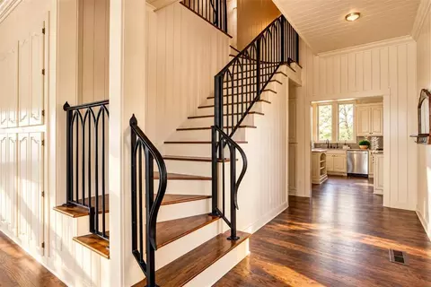 Entry Way - 800 W Cimarron Blvd, Crescent, OK 73028 photo 3 of 5