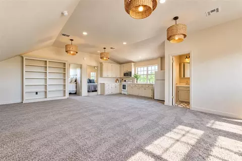 Other - 800 W Cimarron Blvd, Crescent, OK 73028 photo 4 of 7