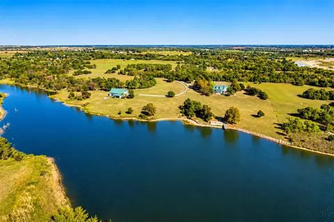 View/Area - 800 W Cimarron Blvd, Crescent, OK 73028 photo 4 of 4