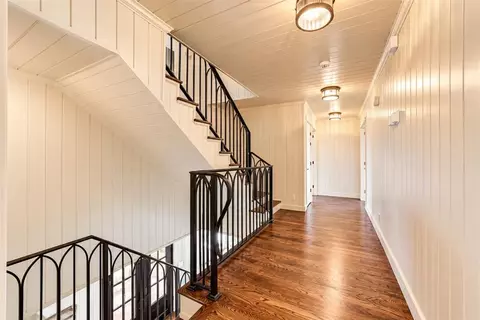 Entry Way - 800 W Cimarron Blvd, Crescent, OK 73028 photo 4 of 5