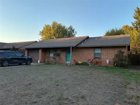 5106 W Cherokee Ave, Enid, OK 73703
