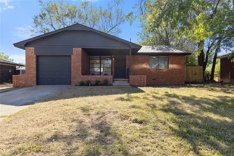 704 Hedge Dr, Midwest City, OK 73110