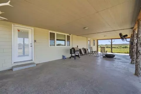 Exterior - 9159 N 1750 Rd, Cheyenne, OK 73628 photo 3 of 6