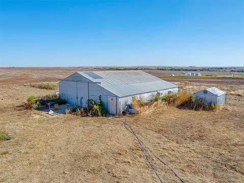 Other - 23065 E 1090 Rd, Clinton, OK 73601 photo 4 of 6