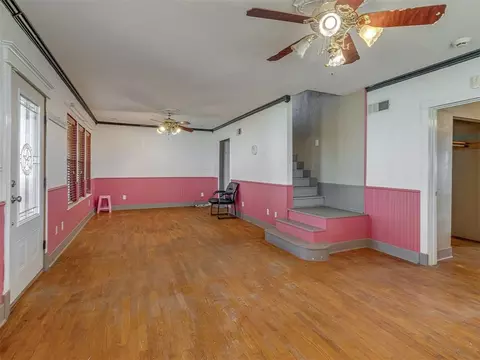 Living - 23065 E 1090 Rd, Clinton, OK 73601 photo 3 of 3