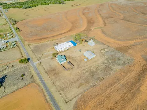View/Area - 23065 E 1090 Rd, Clinton, OK 73601 photo 5 of 7