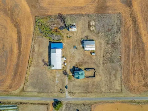 View/Area - 23065 E 1090 Rd, Clinton, OK 73601 photo 2 of 7