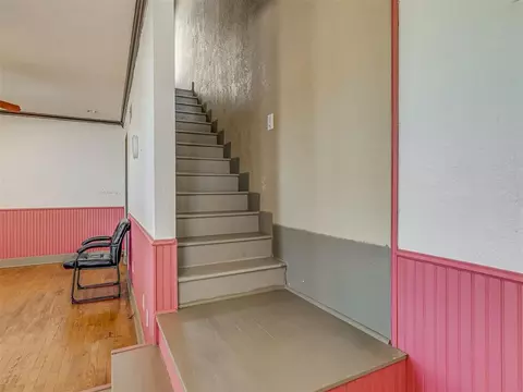 Entry Way - 23065 E 1090 Rd, Clinton, OK 73601 photo 2 of 2