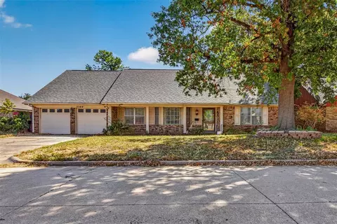 2504 NW 121st St, Oklahoma City, OK 73120