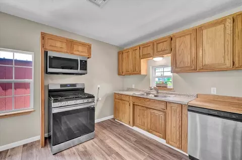 Kitchen - 211 E 2nd St, Stroud, OK 74079 photo 3 of 3