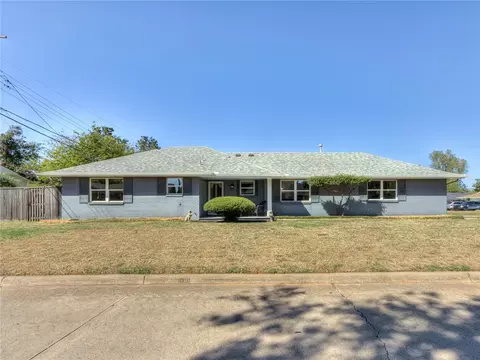 1001 W Woodcrest Dr, Midwest City, OK 73110