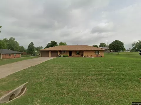 805 E Suera Ter, Mustang, OK 73064