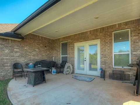 Exterior - 2205 Northfork Dr, Moore, OK 73160 photo 4 of 9