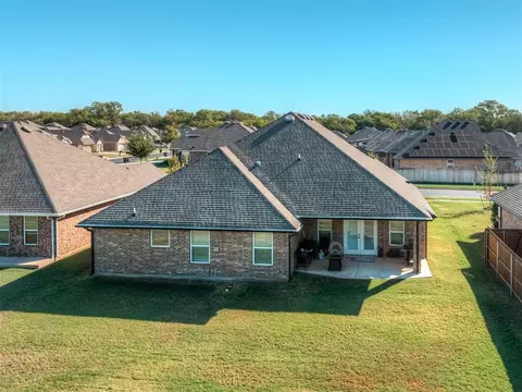 View/Area - 2205 Northfork Dr, Moore, OK 73160 photo 1 of 5