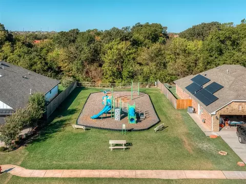 View/Area - 2205 Northfork Dr, Moore, OK 73160 photo 5 of 5