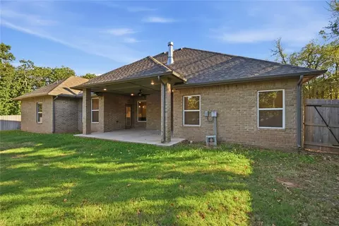 Exterior - 8220 Red Feather, Arcadia, OK 73007 photo 3 of 4