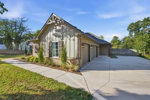 Exterior - 8220 Red Feather, Arcadia, OK 73007 photo 2 of 4