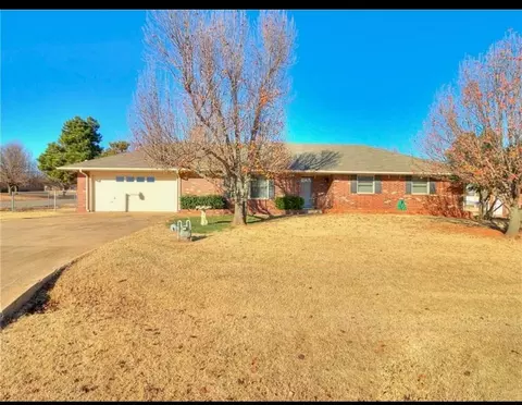 619 NW Jackson Ave, Piedmont, OK 73078