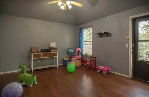Living - 1117 Bald Eagle Ct, Norman, OK 73072 photo 4 of 4