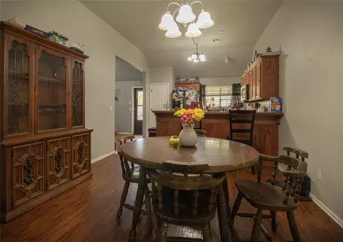Dining - 1117 Bald Eagle Ct, Norman, OK 73072 photo 1 of 2