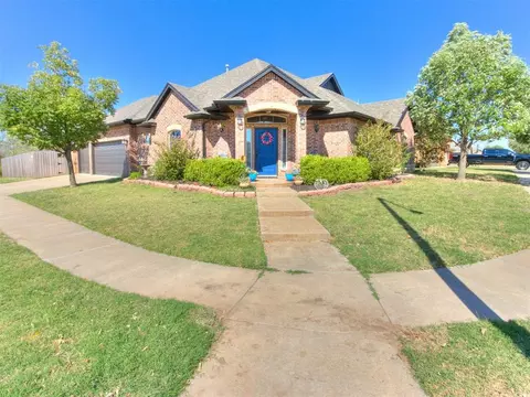 11301 Millbrook Ln, Oklahoma City, OK 73162