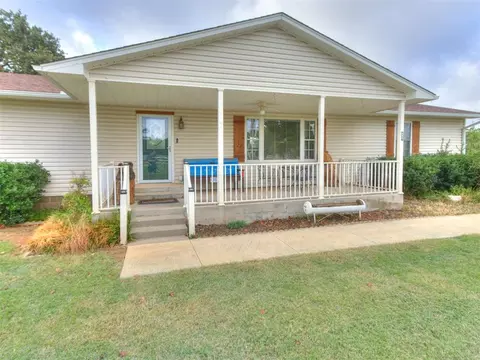 Exterior - 117 Zelda Ln, Mcloud, OK 74851 photo 7 of 9