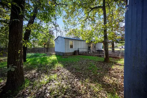 Exterior - 23 Rail Ln, Ringold, OK 74754 photo 5 of 8
