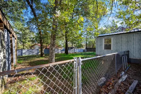 Exterior - 23 Rail Ln, Ringold, OK 74754 photo 4 of 8