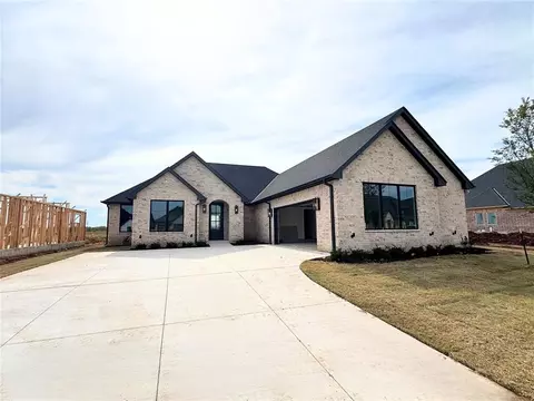 6512 NW 144th St, Oklahoma City, OK 73142