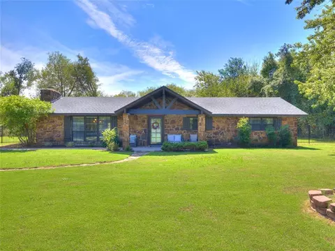 8220 E 146th St, Collinsville, OK 74021