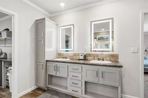 Bath - 44501 Avoca Rd, Asher, OK 74826 photo 3 of 5