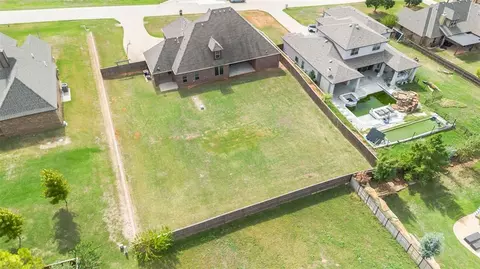 View/Area - 1663 NW 35th Ter, Newcastle, OK 73065 photo 1 of 5