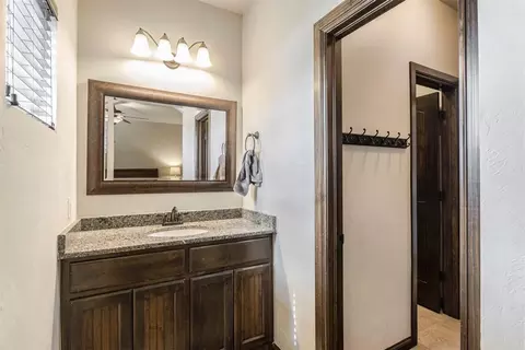 Bath - 1663 NW 35th Ter, Newcastle, OK 73065 photo 1 of 5