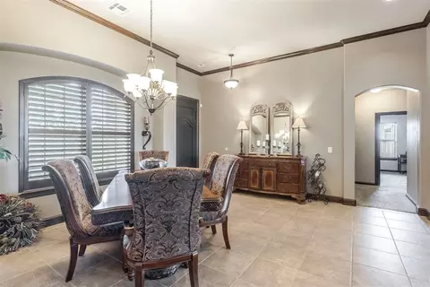 Dining - 1663 NW 35th Ter, Newcastle, OK 73065 photo 1 of 4