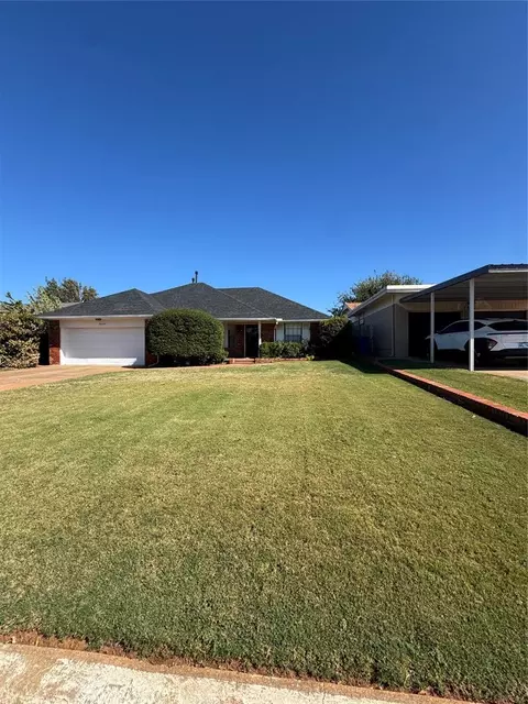 3640 Sunvalley Dr, Midwest City, OK 73110