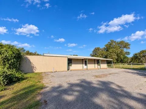 801 S Elm St, Erick, OK 73645 photo 2