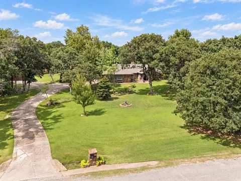 7711 Bobwhite Trl, Jones, OK 73049