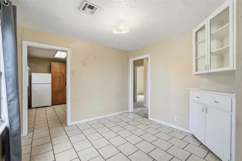 Other - 1021 E Walnut St, Altus, OK 73521 photo 1 of 3