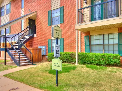 4400 Hemingway Dr #256, Oklahoma City, OK 73118