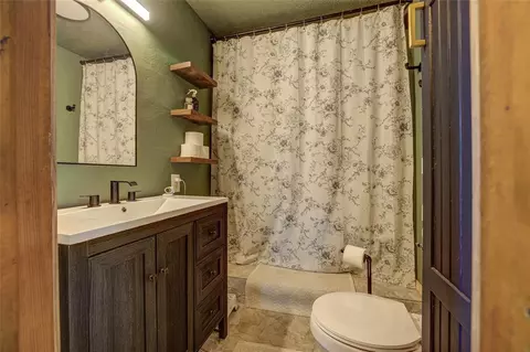 Bath - 15906 Cotton Gin Ave, Wayne, OK 73095 photo 2 of 2