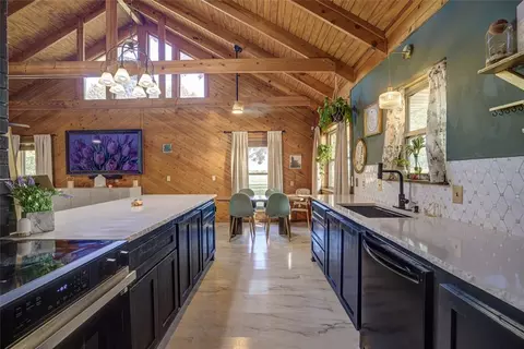 Kitchen - 15906 Cotton Gin Ave, Wayne, OK 73095 photo 3 of 3