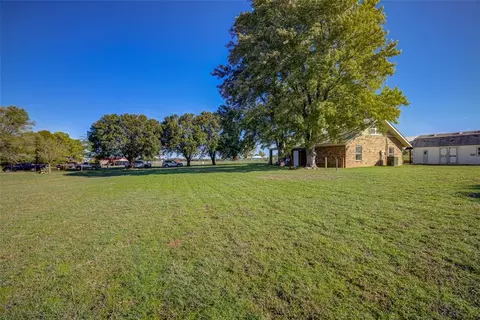 Exterior - 15906 Cotton Gin Ave, Wayne, OK 73095 photo 9 of 13